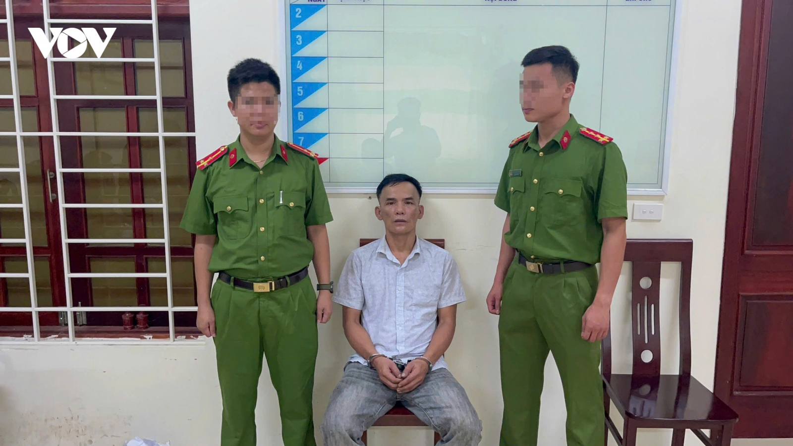 Nghệ An triệt xóa đường dây mua bán, vận chuyển ma tuý, thu giữ 10 bánh heroin