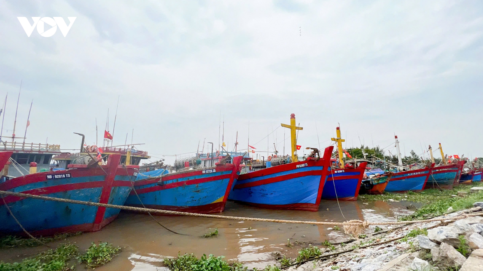 Bộ trưởng Lê Minh Hoan kiểm tra công tác ứng phó bão số 3 ở Nam Định