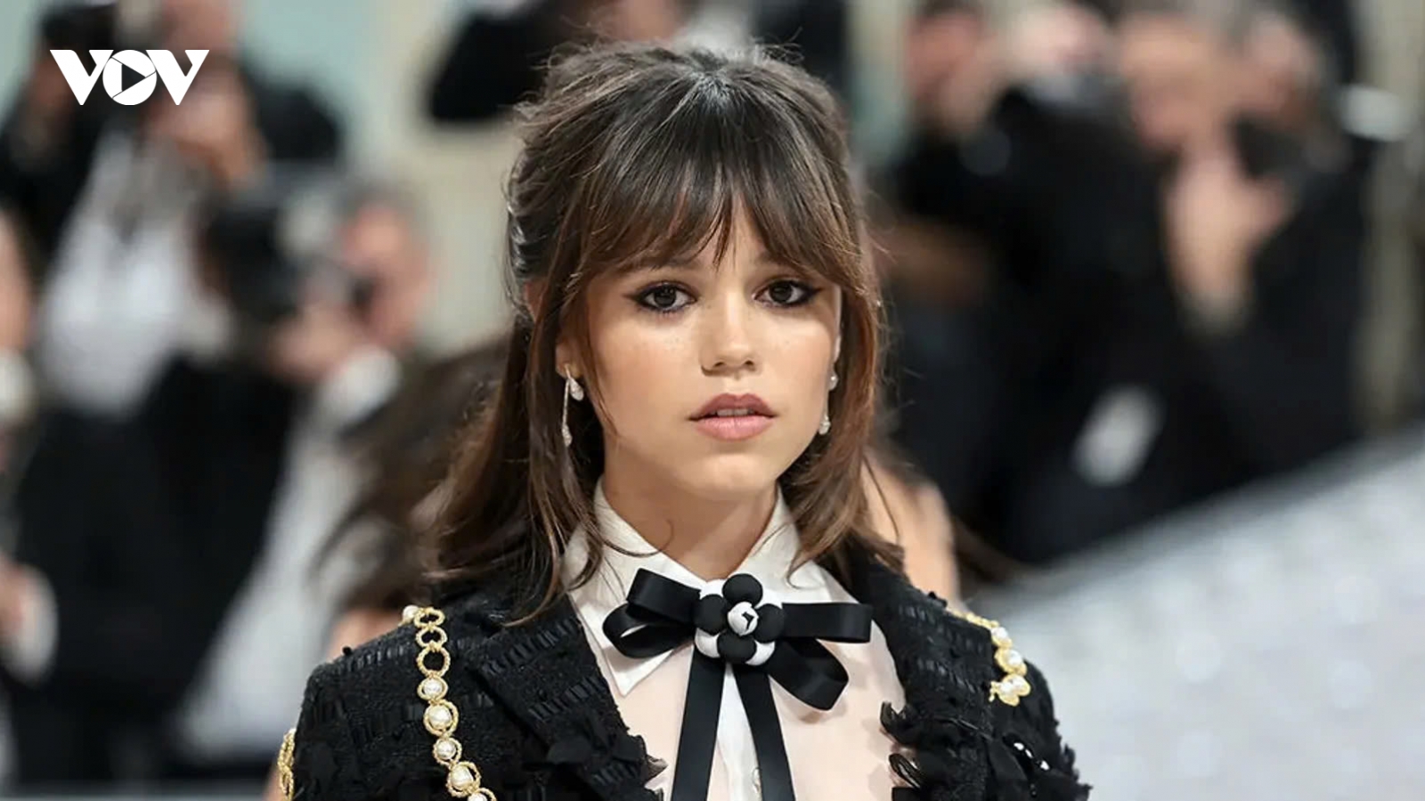 Tài sản khổng lồ của nữ chính phim "Wednesday" - Jenna Ortega