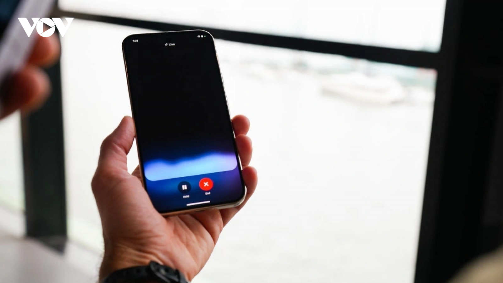 Google cung cấp chatbot AI Gemini Live miễn phí cho mọi người dùng Android