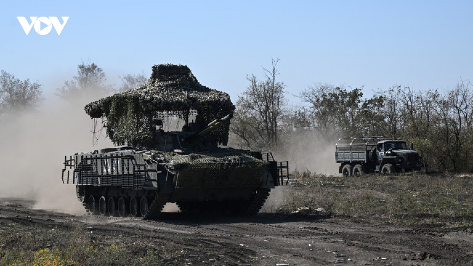 Ukraine có nguy cơ bị 5 vạn quân Nga đánh bật khỏi Kursk
