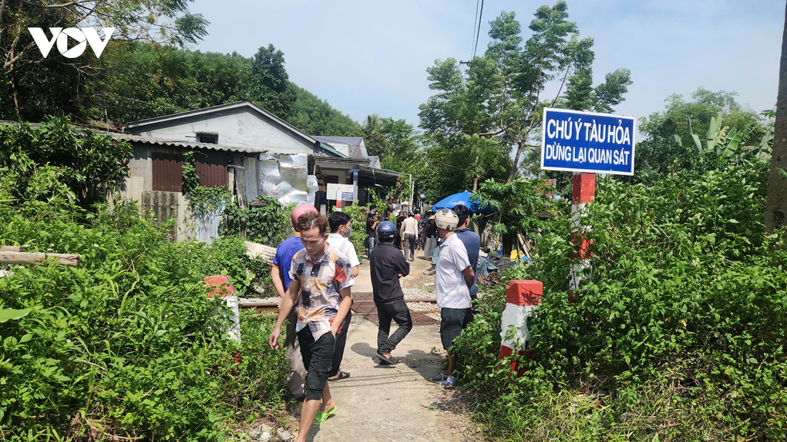 Một phụ nữ bị tàu hỏa tông tử vong khi bằng qua đường sắt