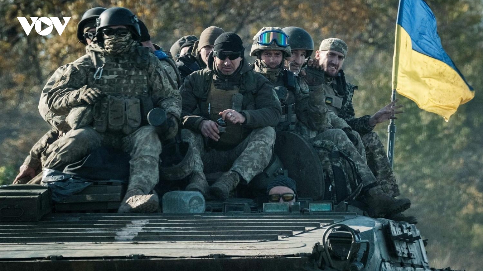 Anh tăng cường viện trợ cho Ukraine bằng tài sản đóng băng của Nga