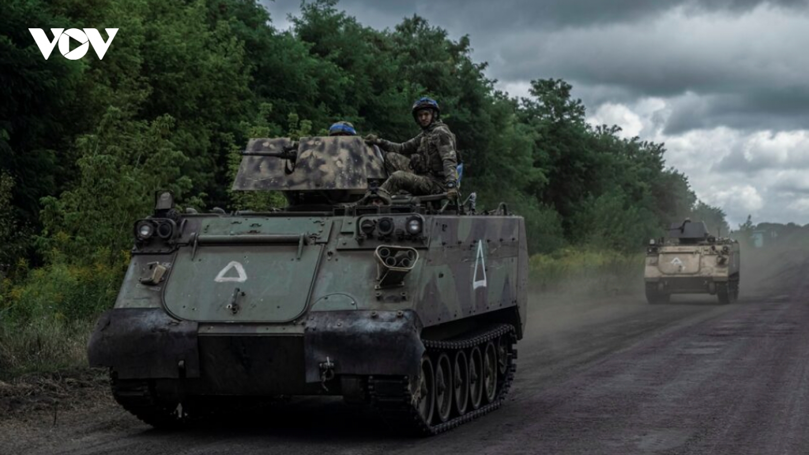 Mùa mưa mang lại lợi thế cho Nga, Ukraine sa lầy ở Kursk