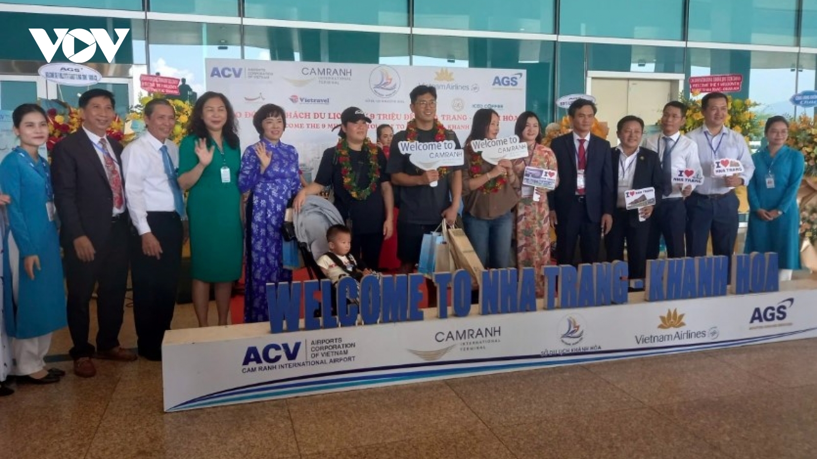 Khanh Hoa receives nine millionth tourist