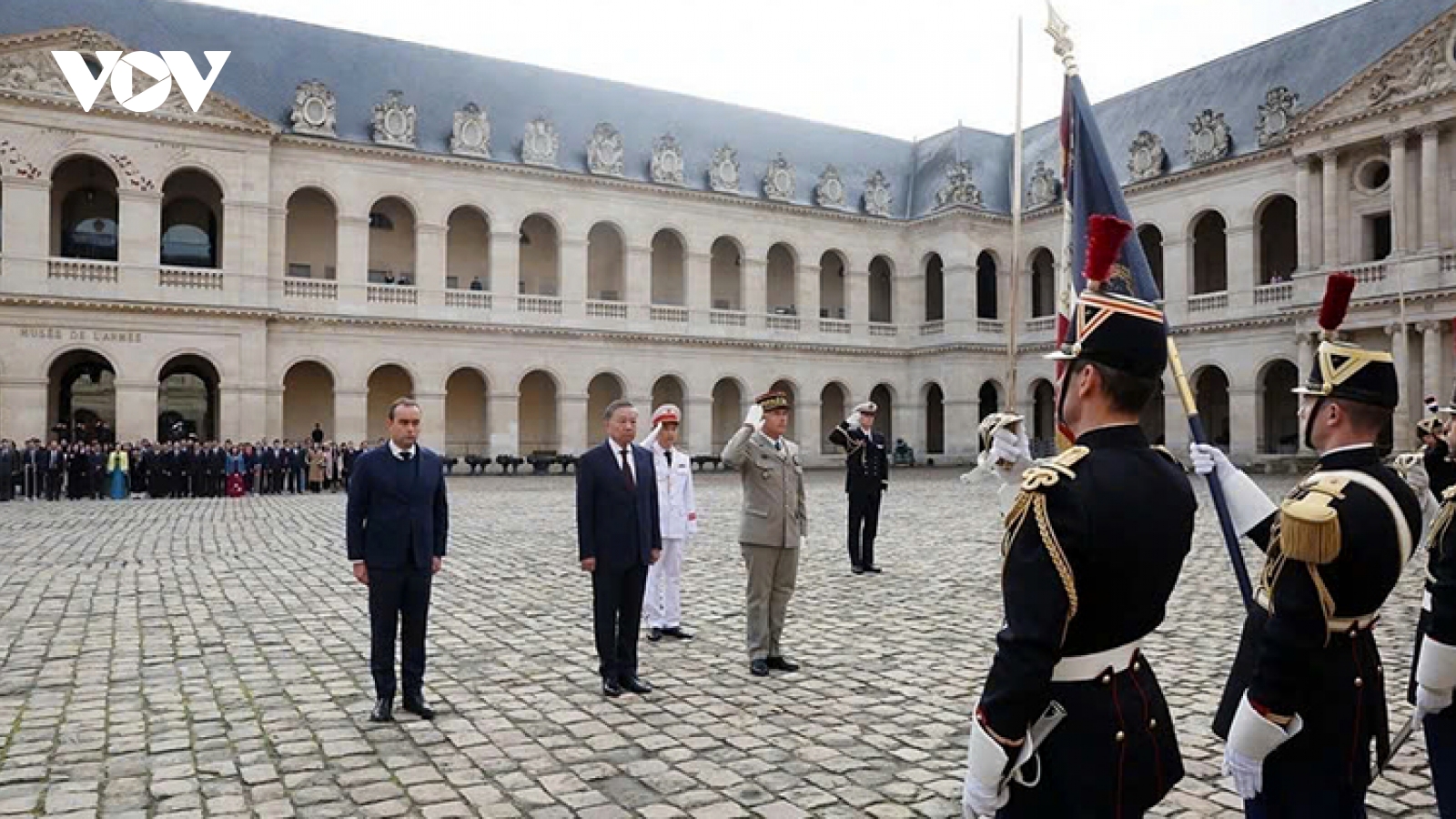 Vietnamese leader To Lam warmly welcomed in Paris on official visit