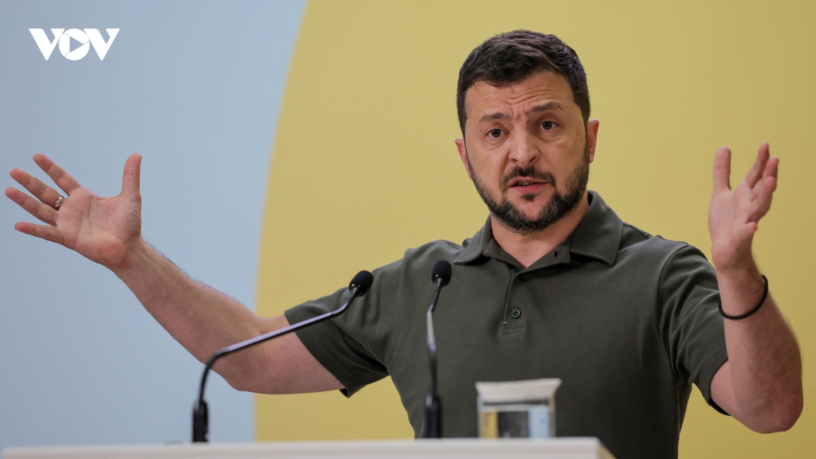 Tổng thống Zelensky thừa nhận nguy cơ Mỹ cắt giảm hỗ trợ nếu ông Trump đắc cử
