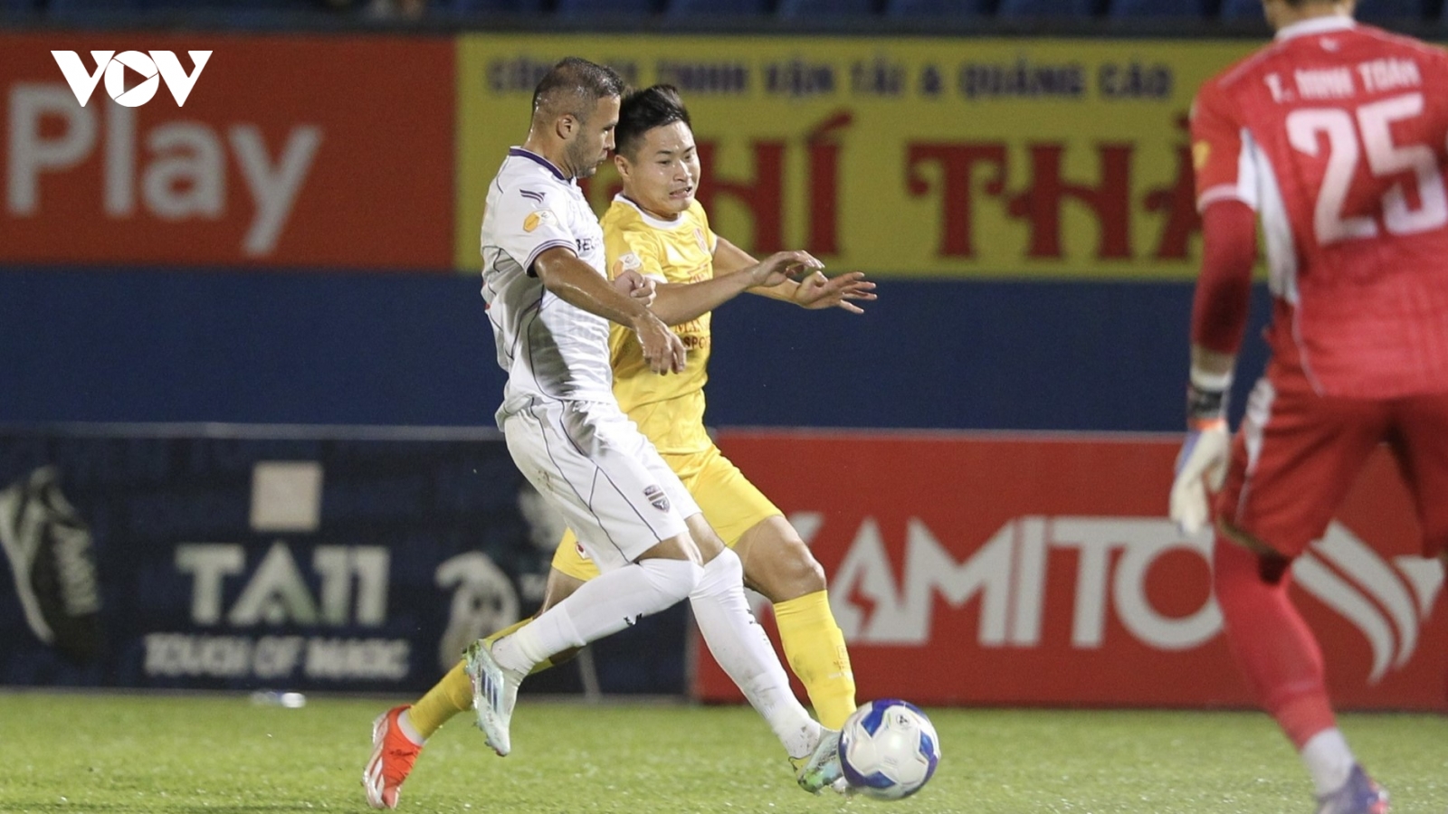 Thêm một ngoại binh V-League được gọi lên ĐTQG dịp FIFA Days tháng 10