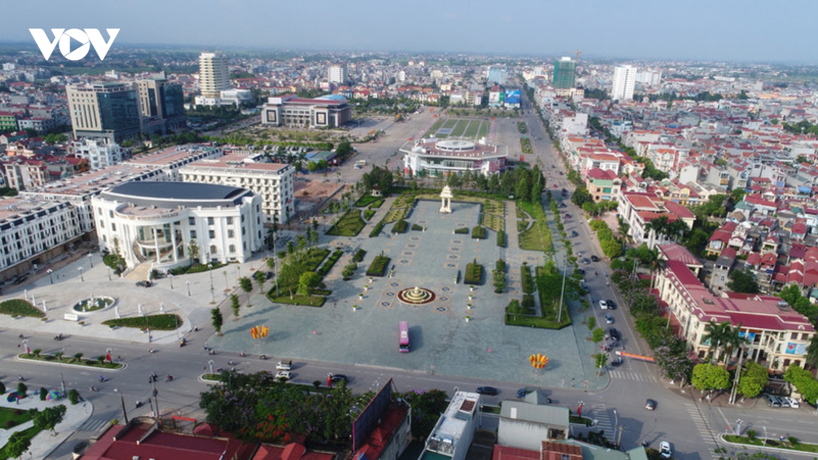 Nhập huyện Yên Dũng vào thành phố Bắc Giang, thành lập thị xã Chũ