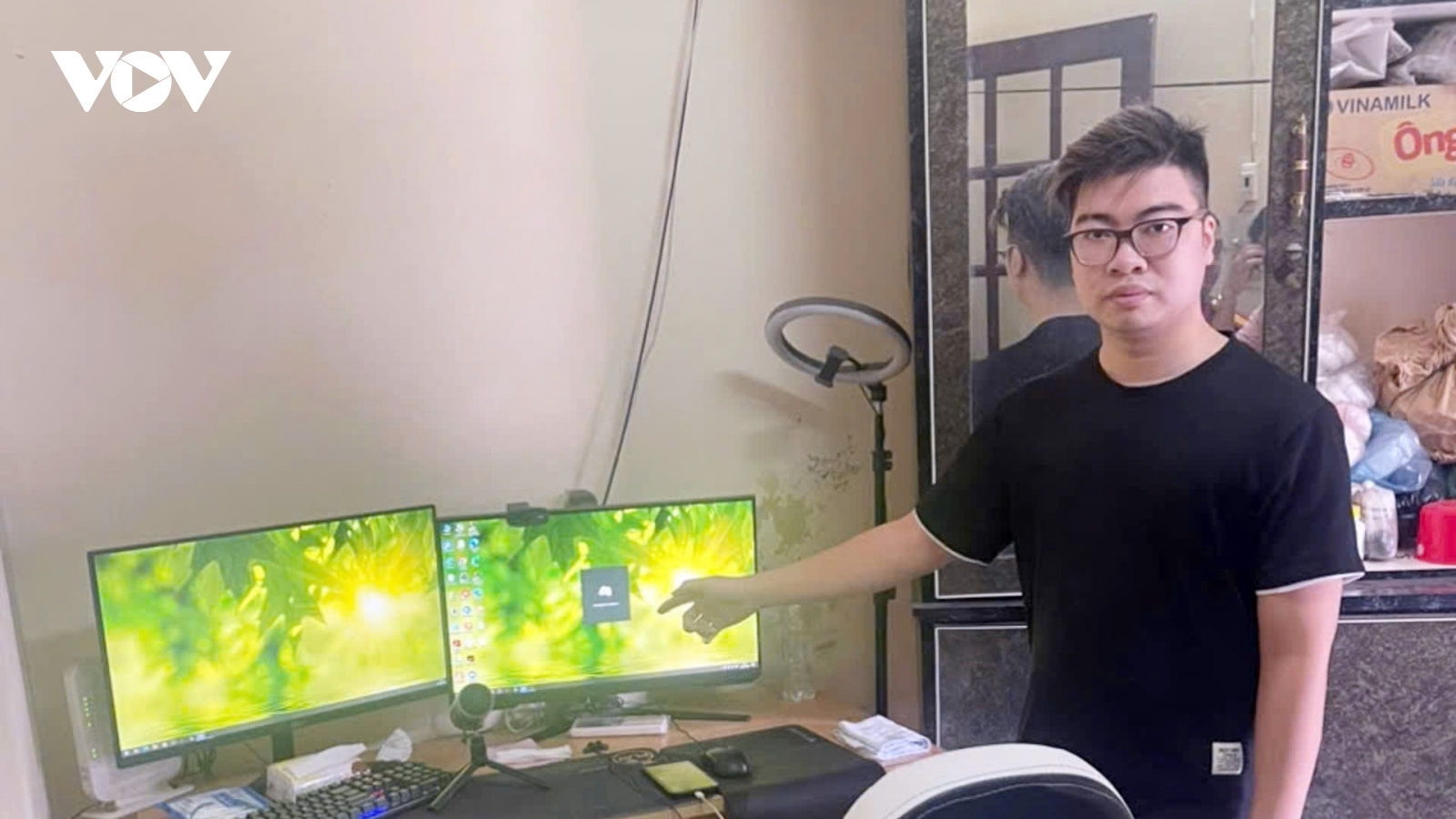 Khởi tố "ông trùm" livestream tổ chức đánh bạc qua game Liên minh huyền thoại