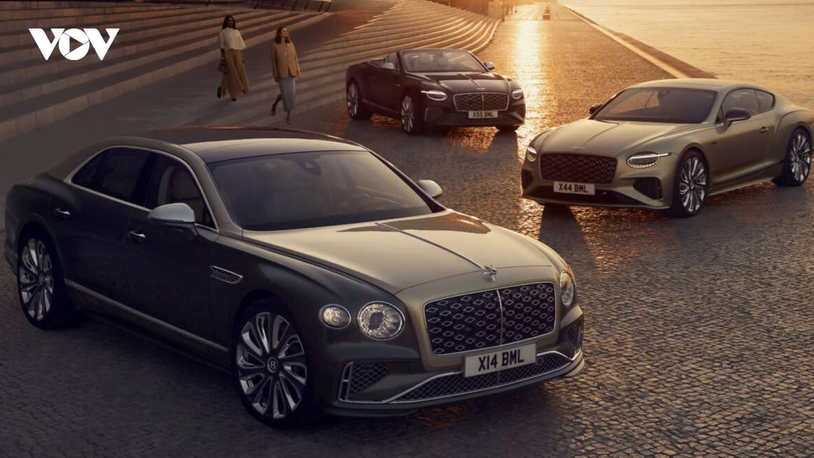 Bentley Continental GT, GTC và Flying Spur có thêm phiên bản Mulliner sang trọng