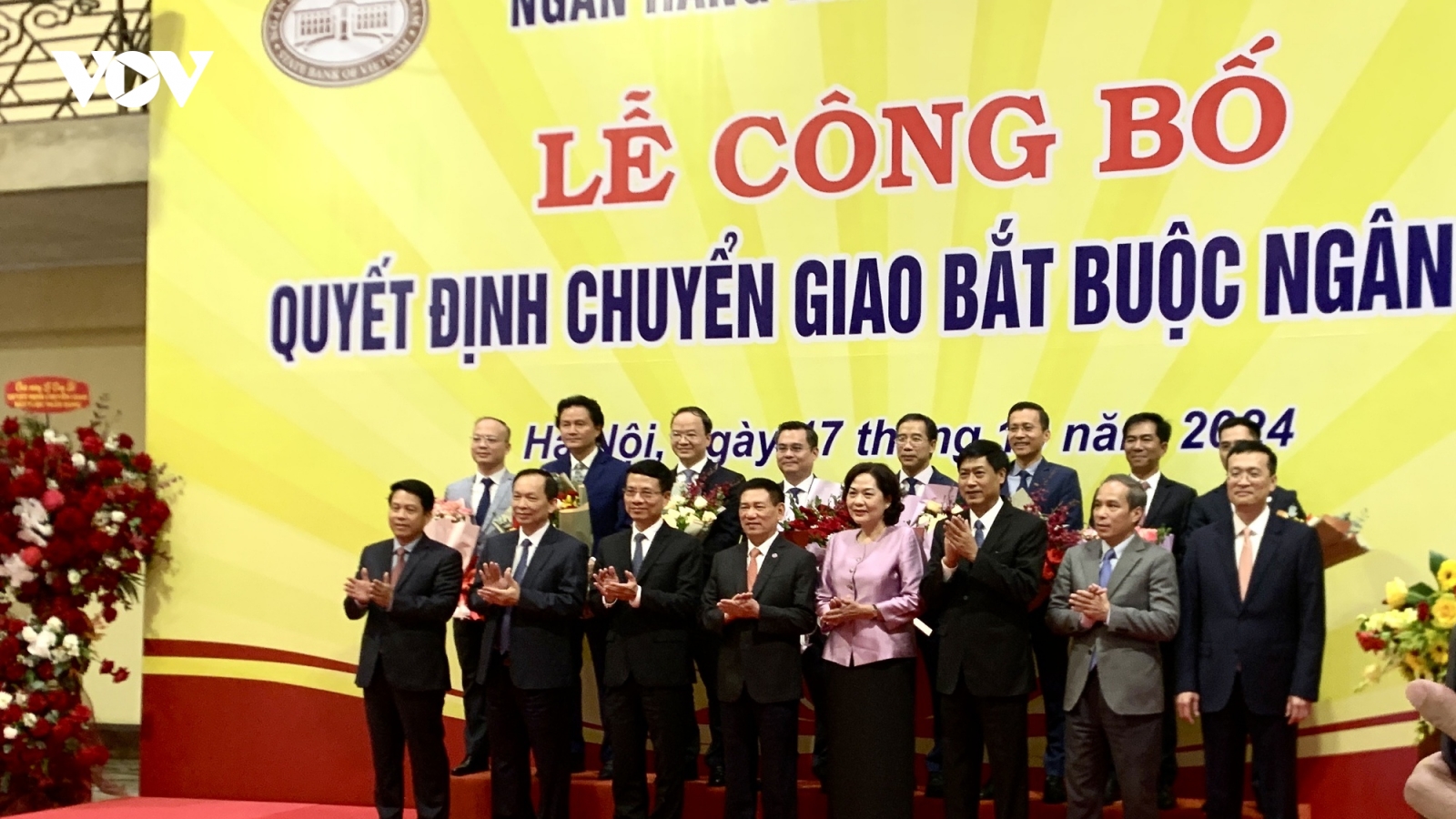 Chính thức chuyển giao bắt buộc hai ngân hàng 0 đồng