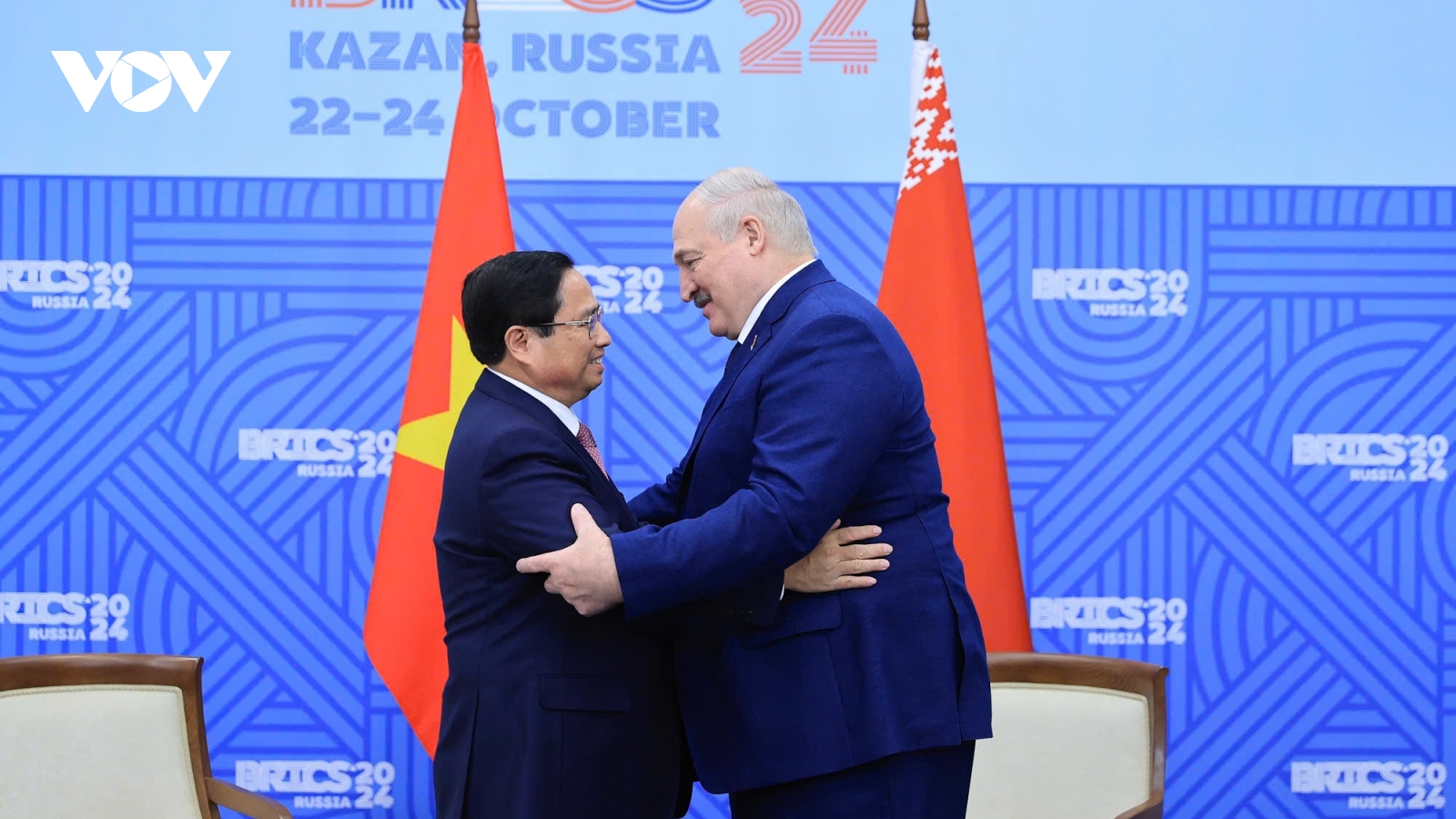 Thủ tướng Chính phủ Phạm Minh Chính gặp Tổng thống Belarus Lukashenko