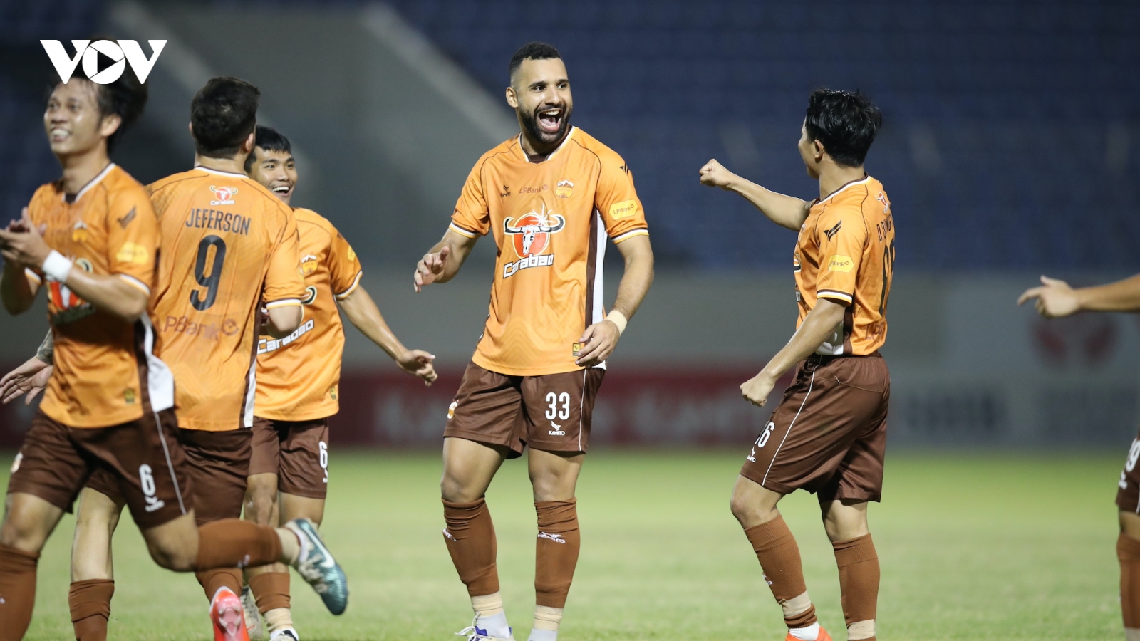 Đội hình tiêu biểu vòng 4 V-League 2024/2025: Nổi bật nhân tố HAGL