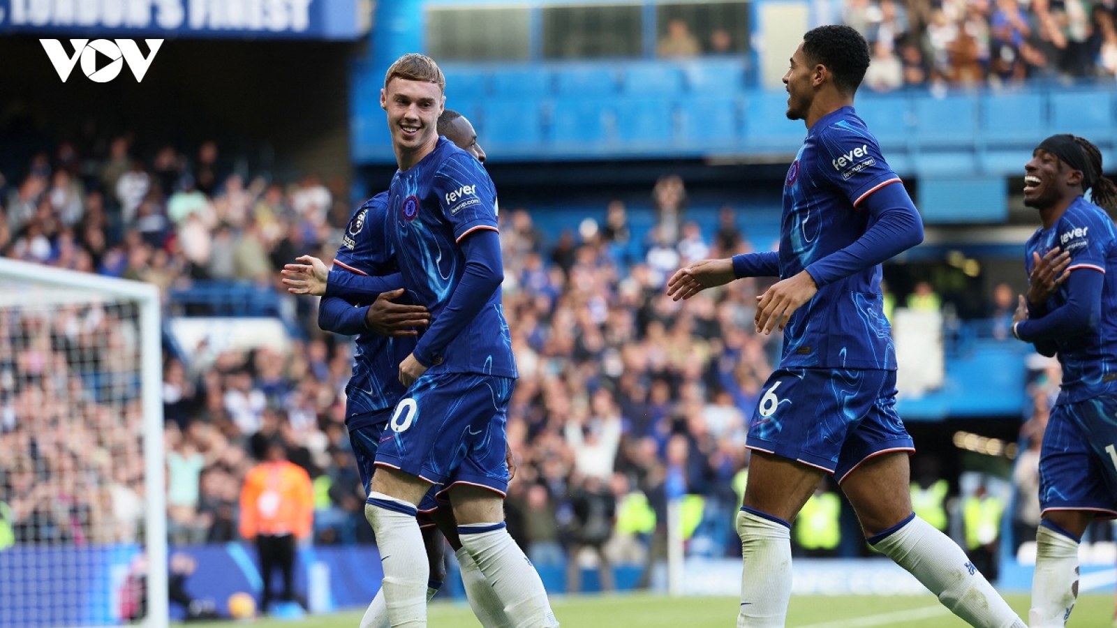 Kết quả Ngoại hạng Anh đêm 27/10: Cole Palmer giúp Chelsea có 3 điểm