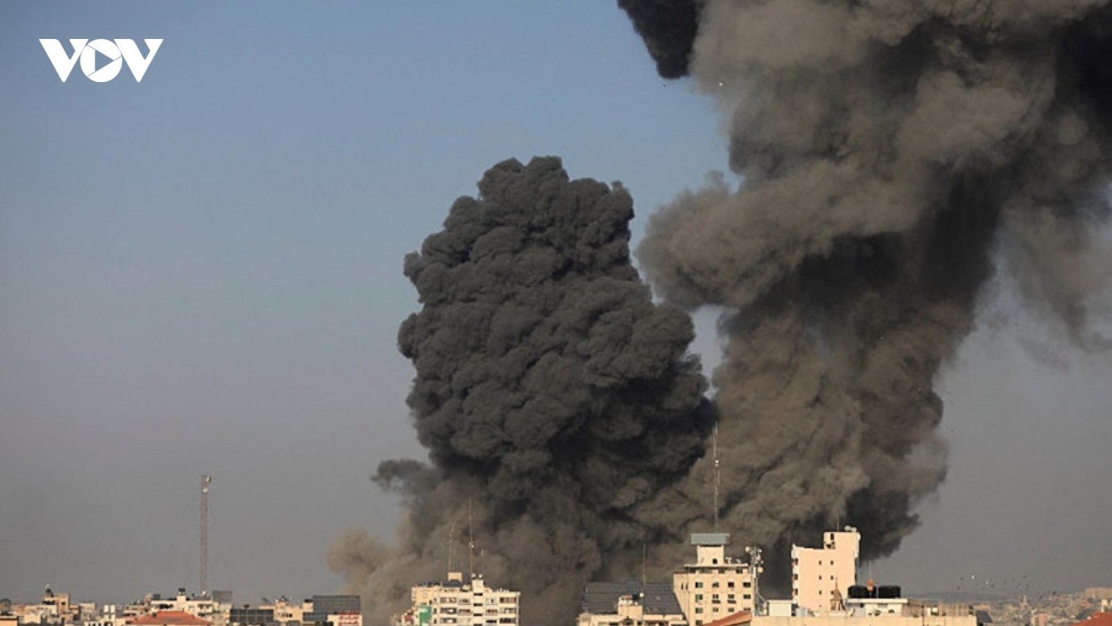 Israel đẩy mạnh tấn công vào Gaza