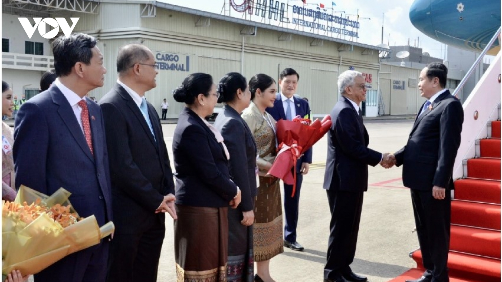 NA Chairman begins official visit to Laos, attendance at AIPA-45