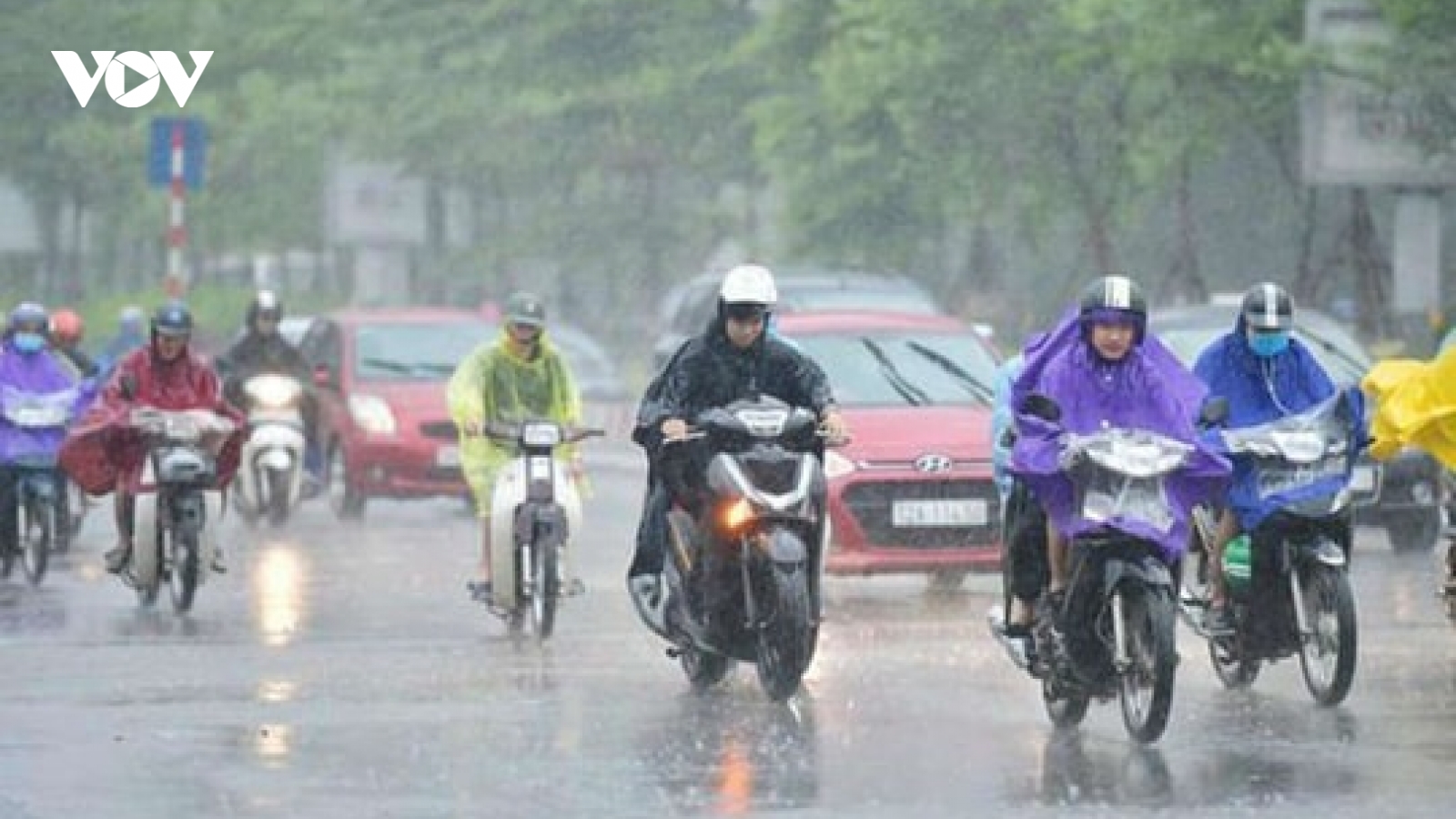 Thời tiết hôm nay 22/10: Hà Nội có mưa dông vào chiều tối và đêm