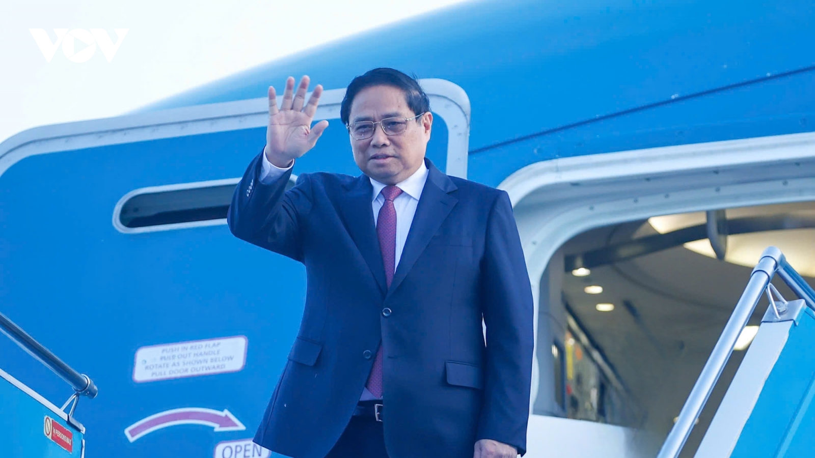 Thủ tướng lên đường tham dự Hội nghị thượng đỉnh BRICS mở rộng tại Liên bang Nga