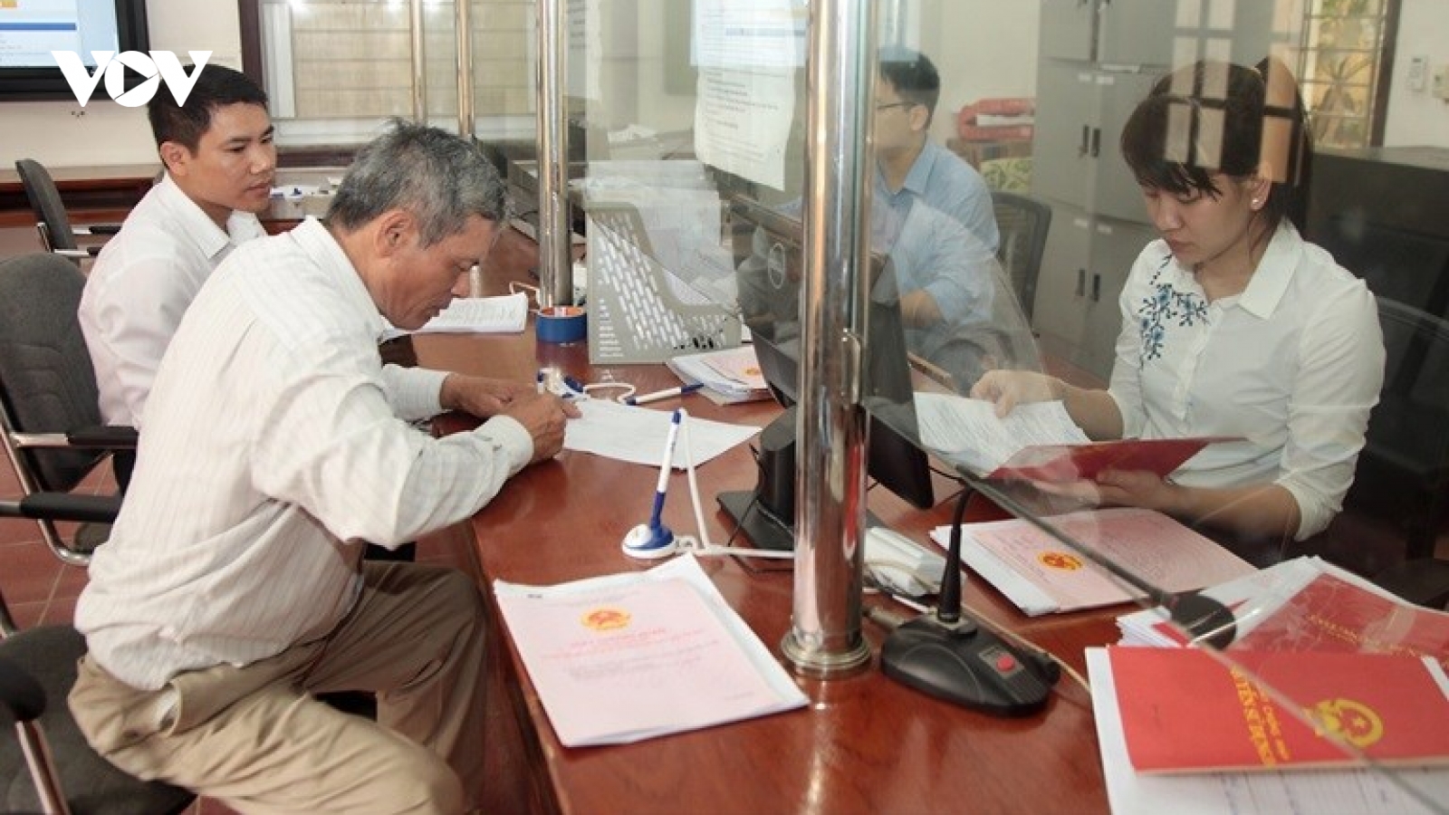 Sắp xếp đơn vị hành chính: Tinh cán bộ, gọn bộ máy