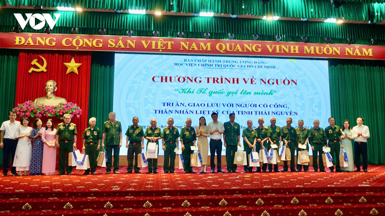 Ý nghĩa hoạt động về nguồn, tri ân người có công của Học viện Chính trị Quốc gia Hồ Chí Minh