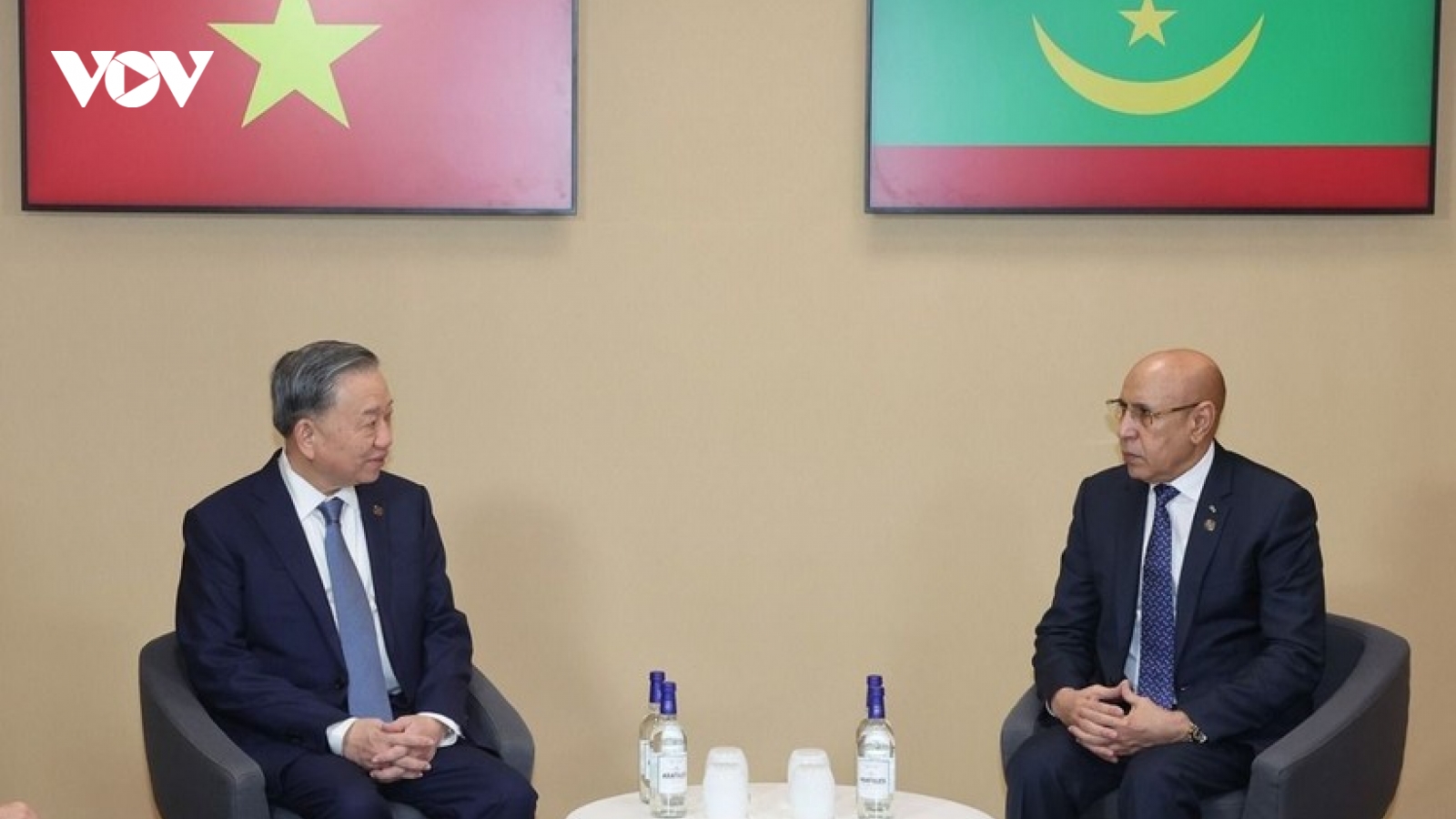 Tổng Bí thư, Chủ tịch nước Tô Lâm gặp Tổng thống Mauritania tại Paris