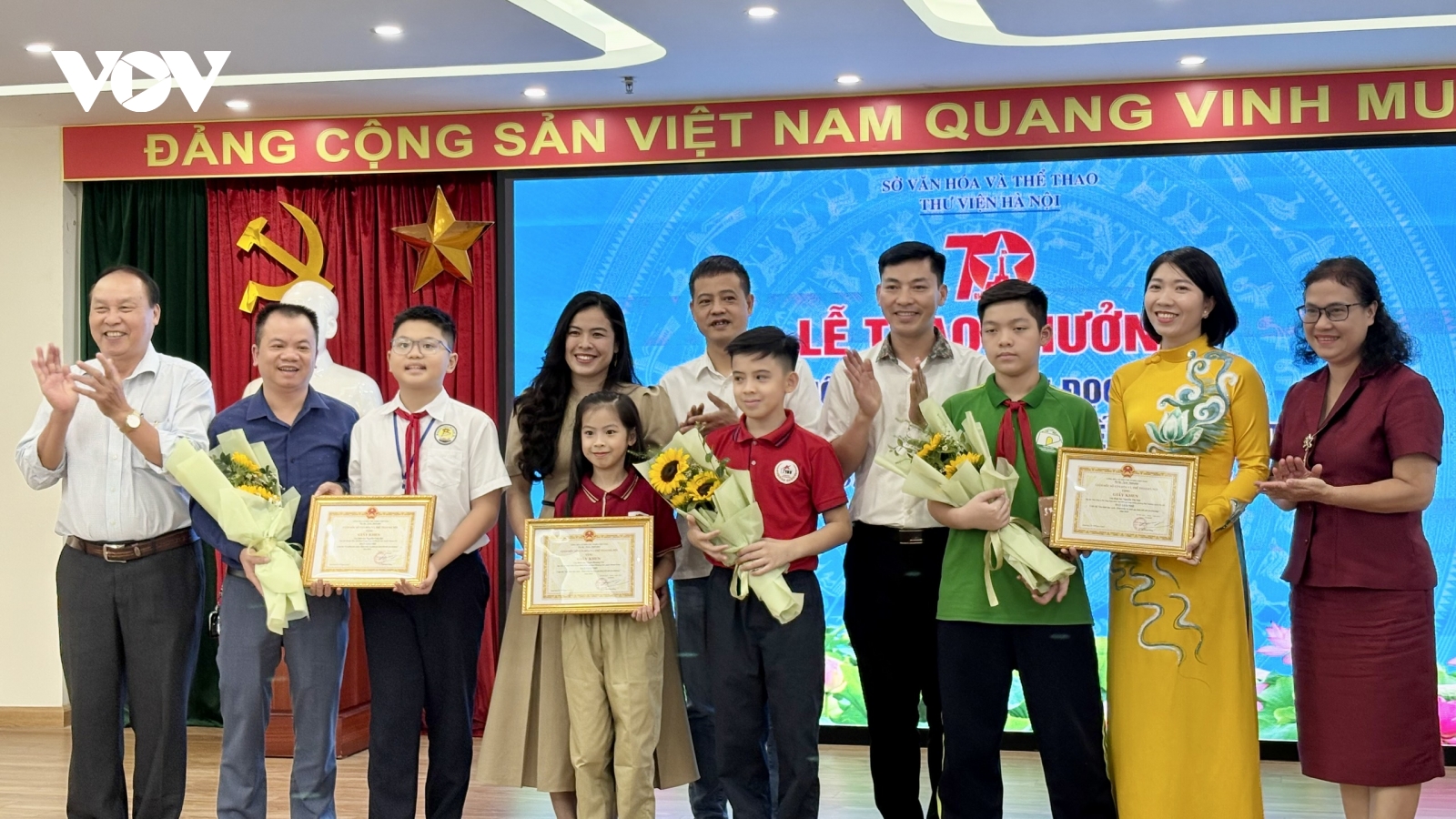 Cuộc thi "Gia đình đọc sách" - Phát triển văn hóa đọc trong mỗi gia đình