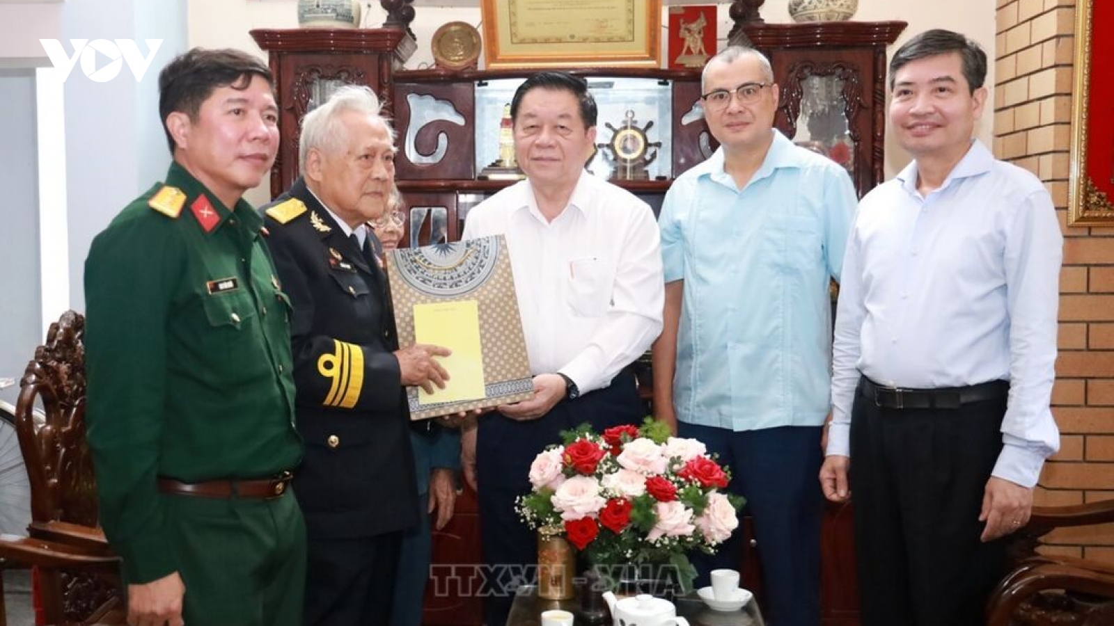 Trân trọng những cống hiến của các nhân chứng lịch sử bến Tàu không số Vũng Rô