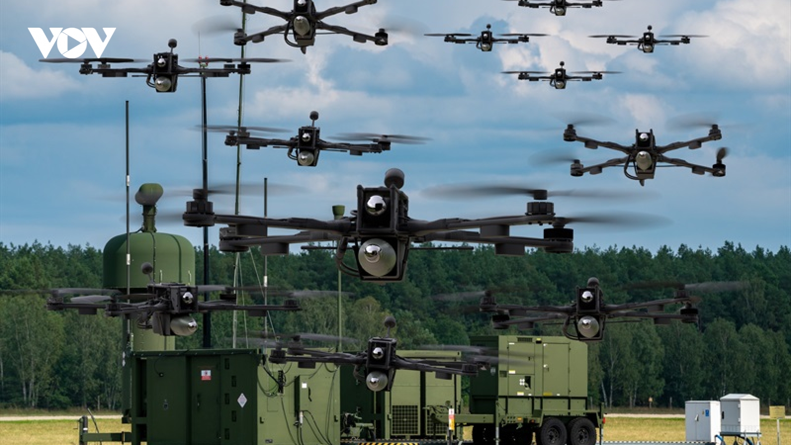 UAV nhiệt áp của Nga nguy hiểm bội phần khi kết hợp với mồi nhử trên không