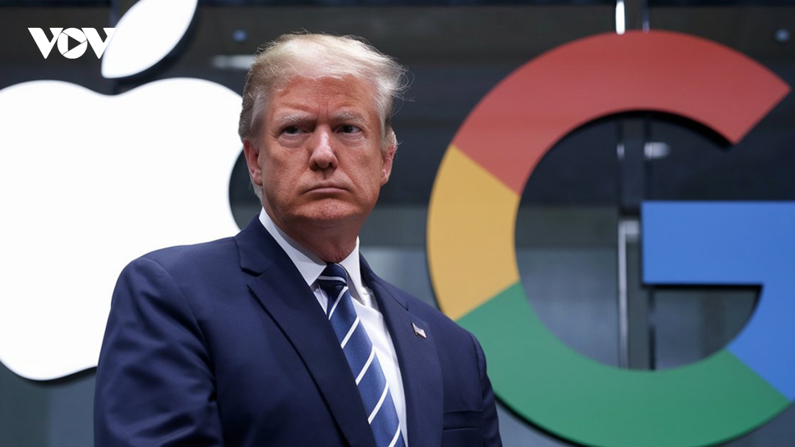 Chiến thắng của ông Donald Trump ảnh hưởng ra sao đến ngành smartphone?