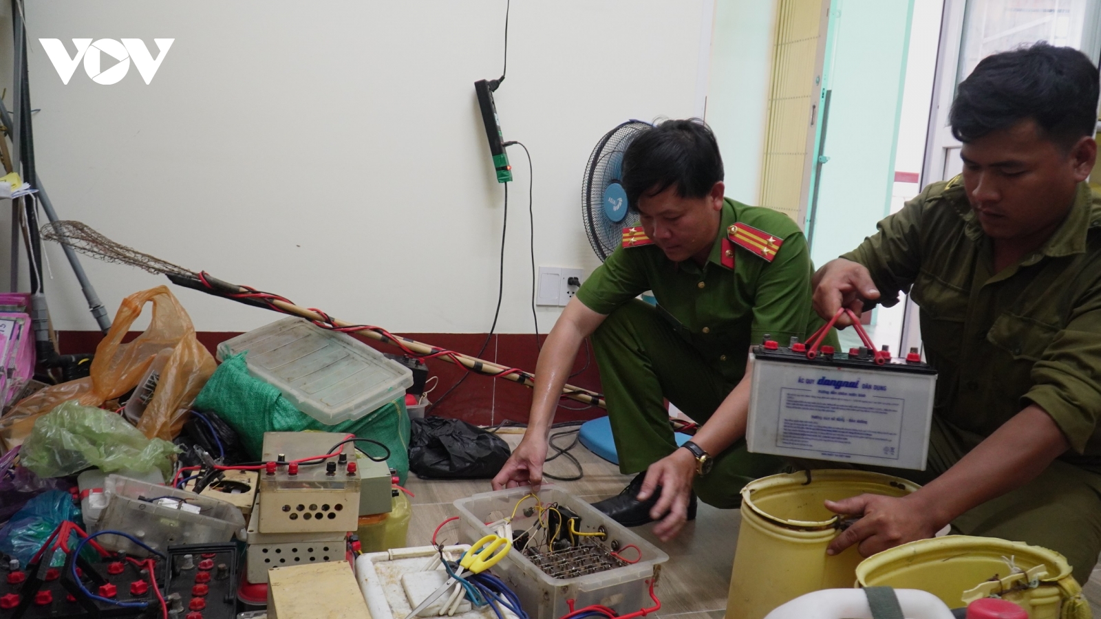 Cà Mau: Hết thời dùng xiệt điện bắt cá, tôm