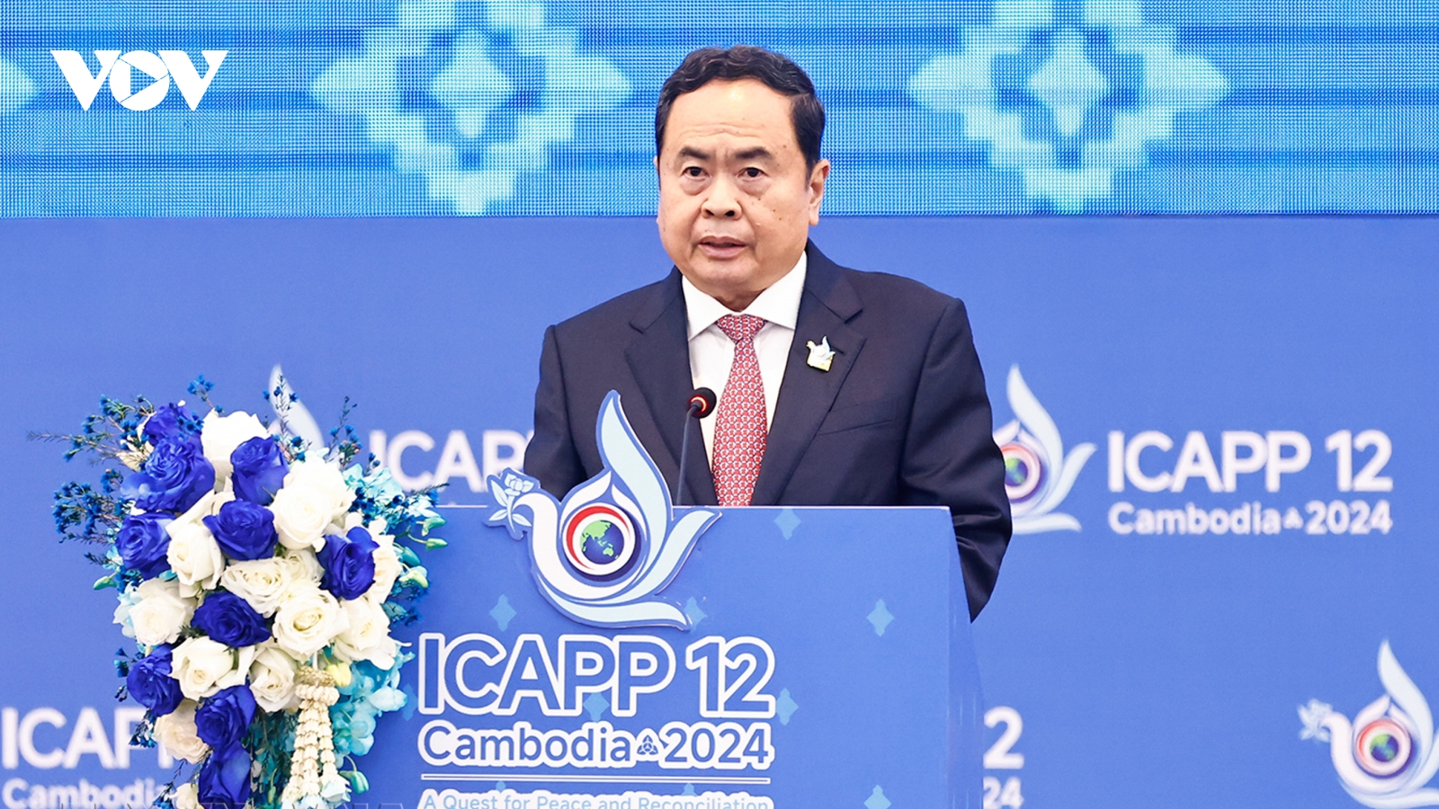 "Chìa khóa giải quyết hòa bình các bất đồng, xung đột thông qua đối thoại"