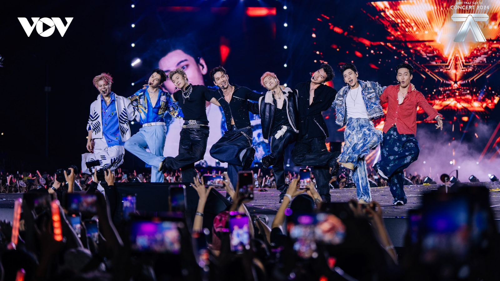 Giải mã lý do 2 concert "Anh trai" cháy vé