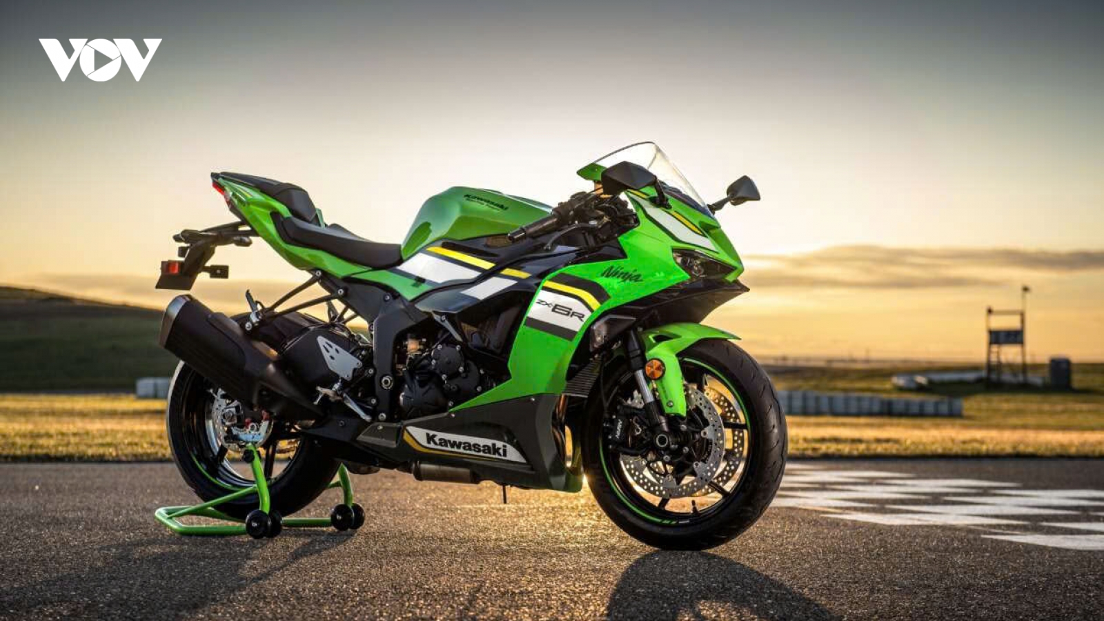 Khám phá Kawasaki ZX-6R 2025, giá gần 350 triệu đồng