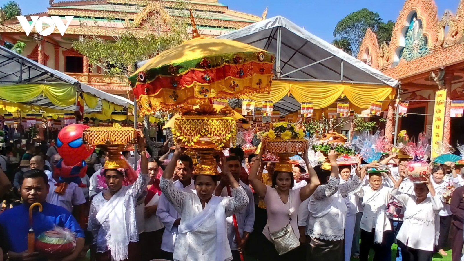 Nét đẹp Lễ Kathina của đồng bào Khmer ở Vĩnh Long