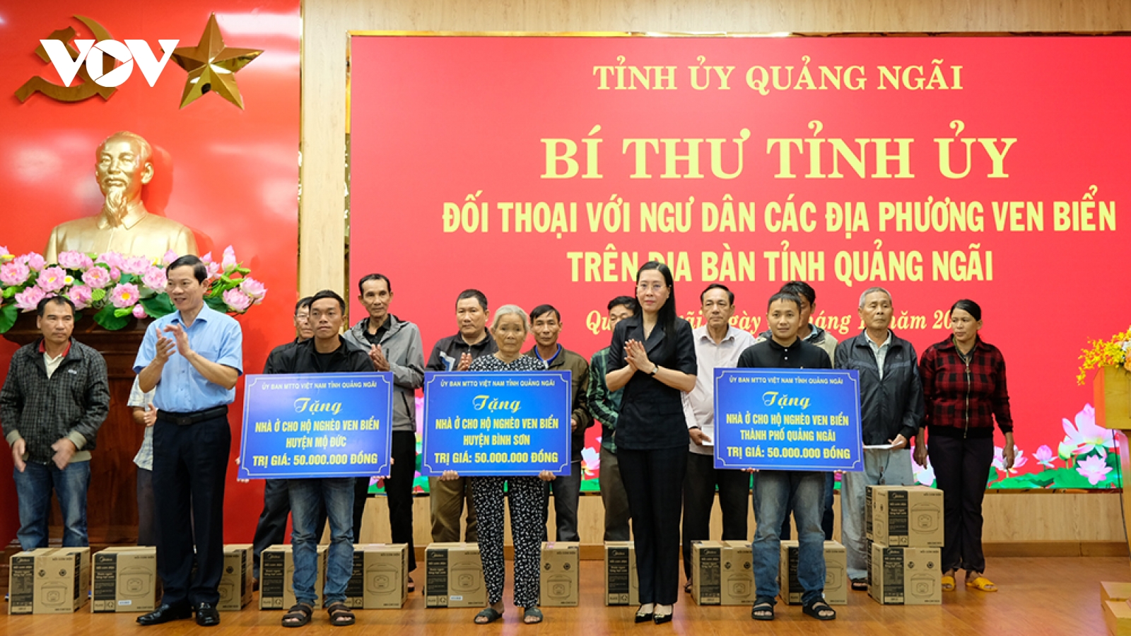 Tháo gỡ khó khăn, hỗ trợ ngư dân Quảng Ngãi vươn khơi, bám biển