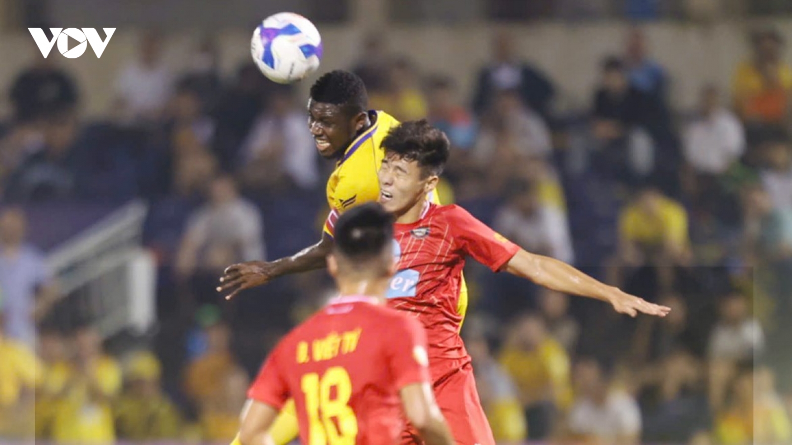 Kết quả V-League hôm nay 10/11: Thanh Hóa trở lại ngôi đầu