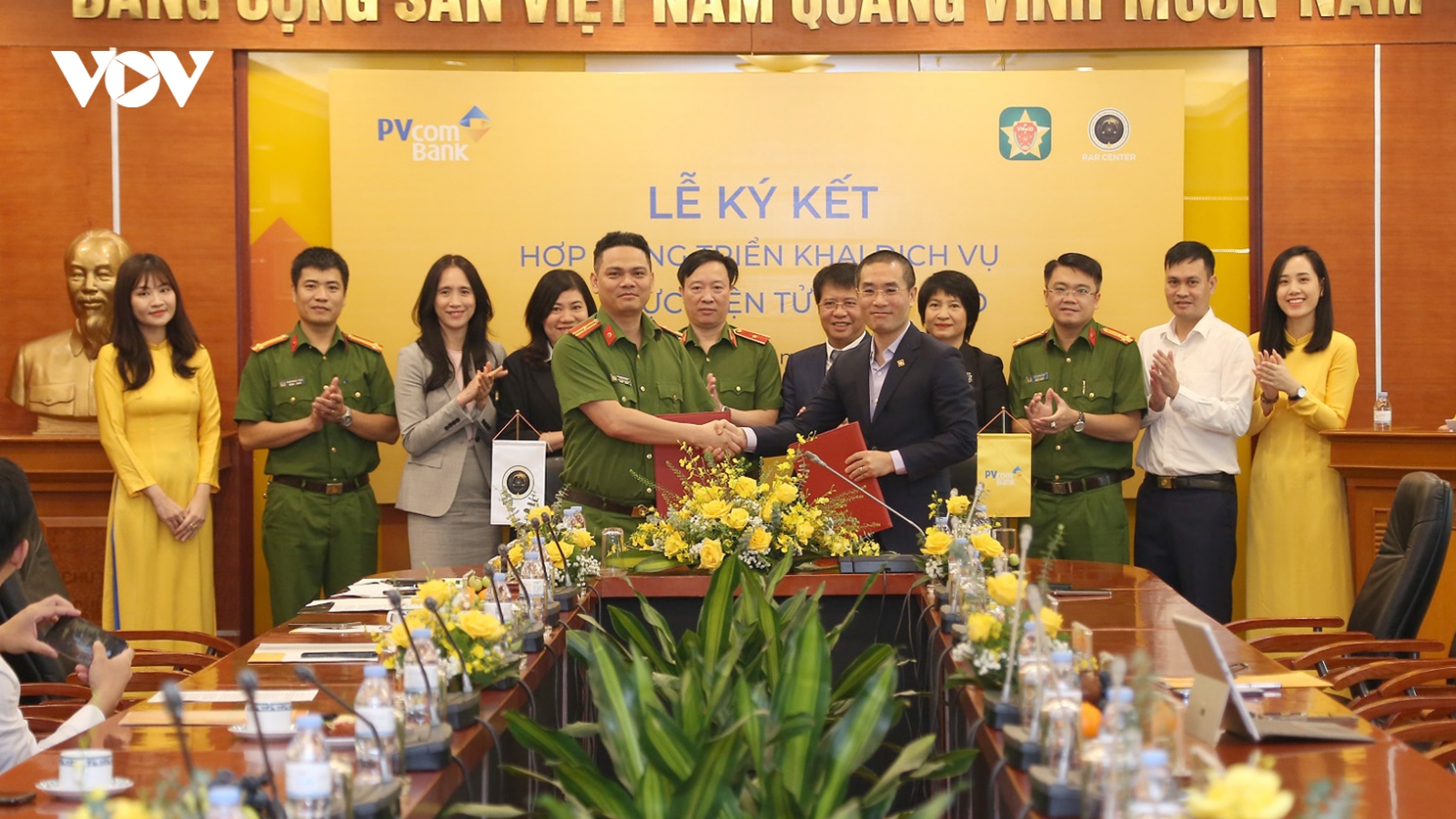 PVcomBank hợp tác với Trung tâm RAR triển khai dịch vụ eKYC qua VNeID