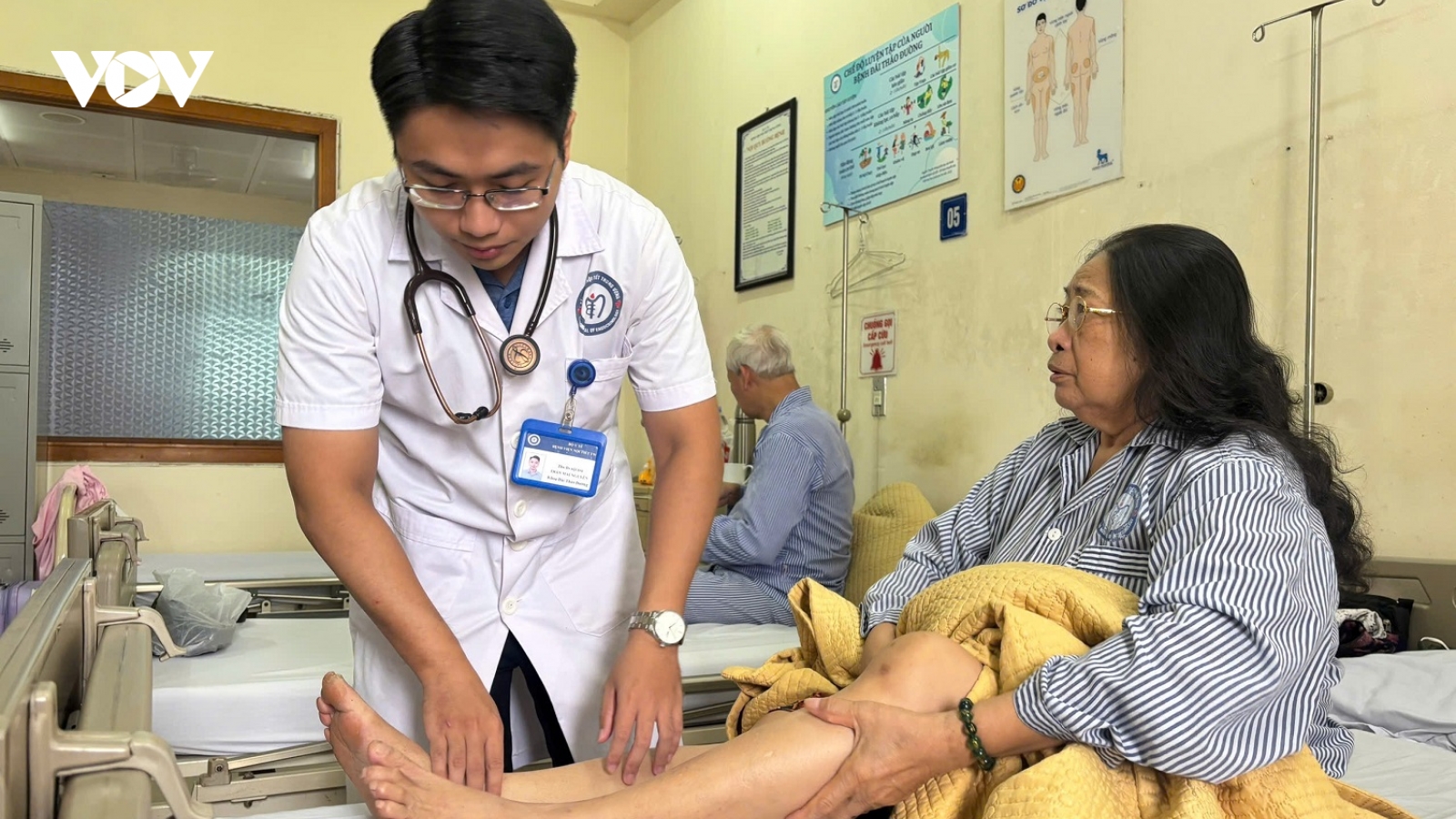 Mắc bệnh tiểu đường nhưng tự điều trị dẫn đến các biến chứng nặng