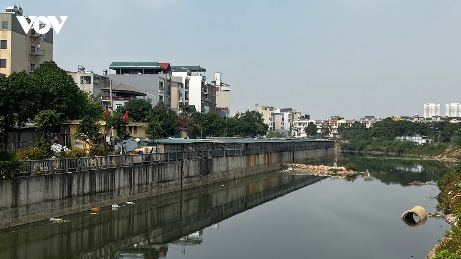 Chợ La Khê (Hà Nội) buôn bán cả đêm, bốc mùi hôi tanh