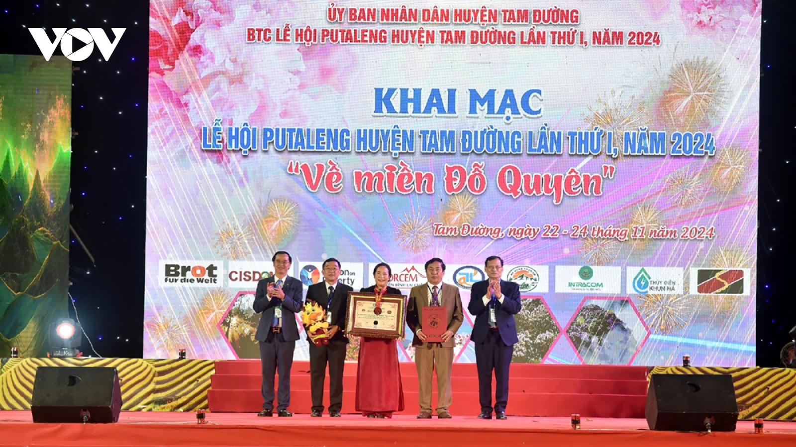 Công nhận rừng đỗ quyên cổ thụ ở Lai Châu lớn nhất Việt Nam