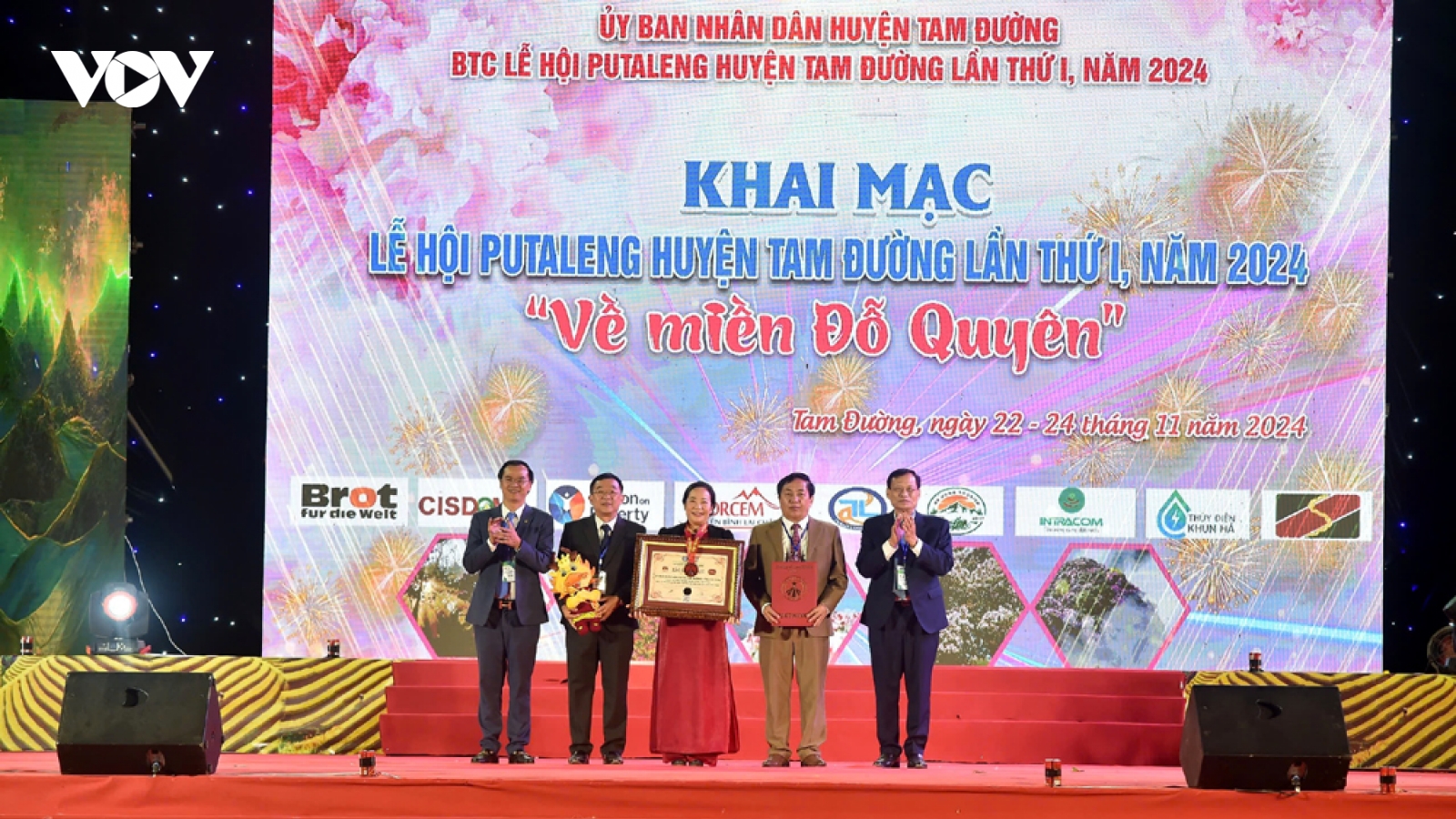 Công nhận rừng đỗ quyên cổ thụ ở Lai Châu lớn nhất Việt Nam