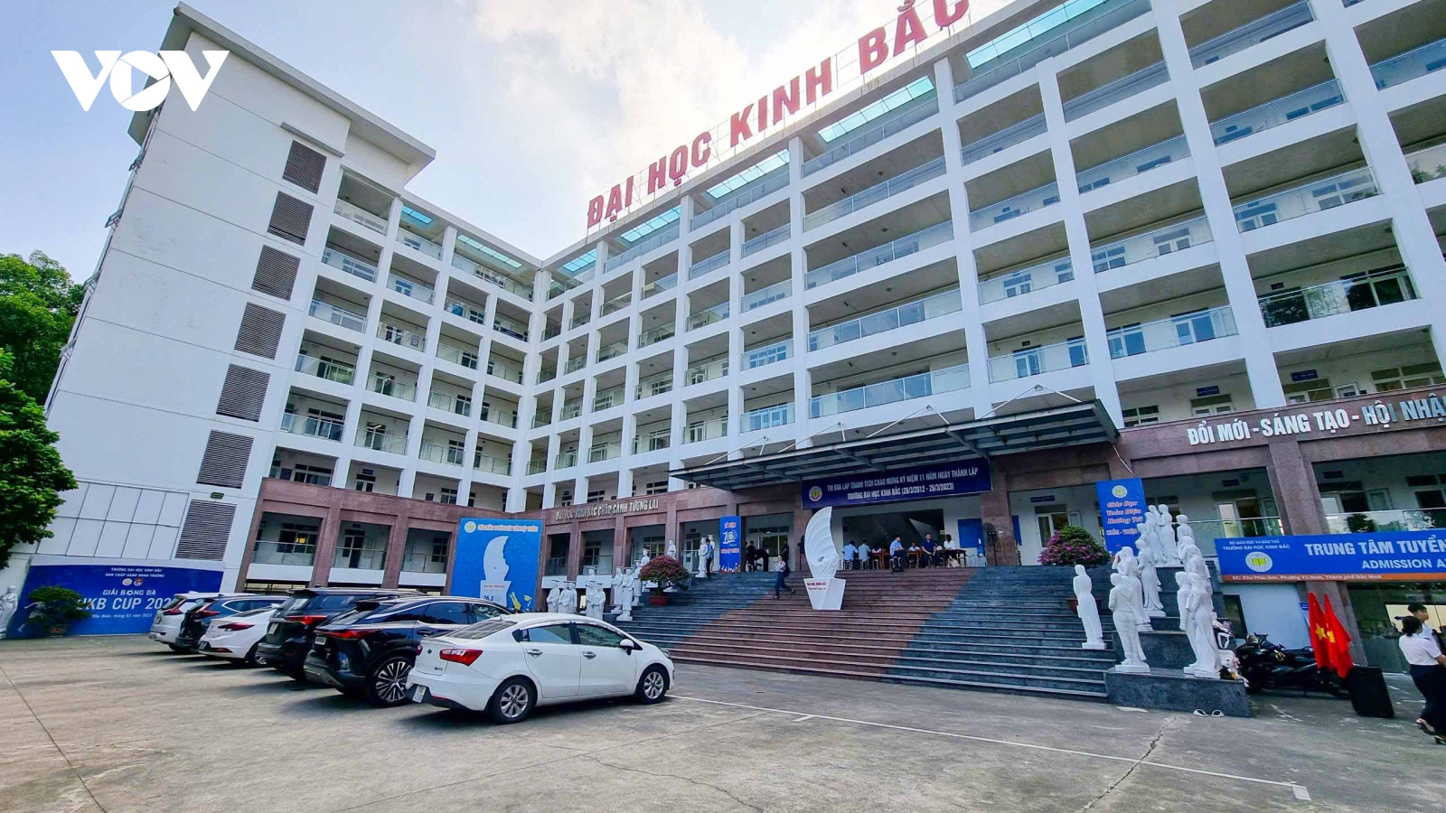 160 sinh viên Trường Đại học Kinh Bắc vừa nhận bằng tốt nghiệp là không hợp pháp