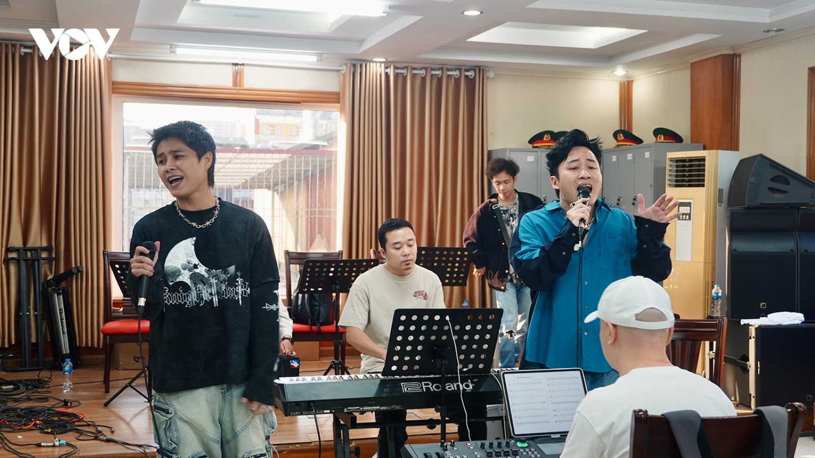 Tăng Duy Tân hứa tiết lộ nhiều "bí mật" của Tùng Dương ở concert Người đàn ông hát