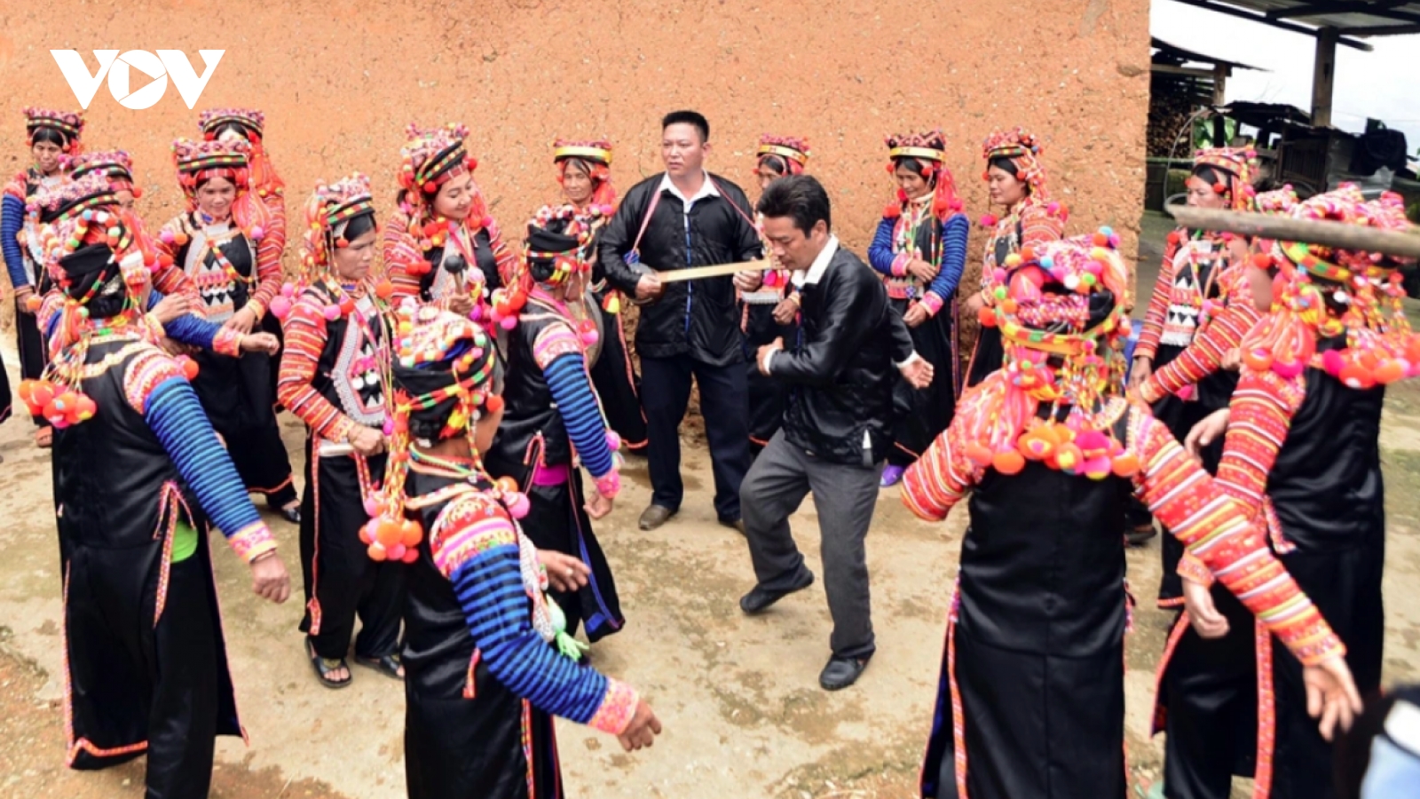 Early New Year celebrations of Ha Nhi ethnic people in northern region