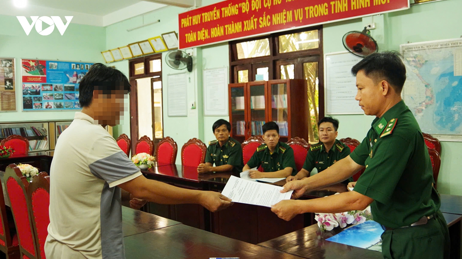 Phạt 125 triệu đồng thuyền trưởng tàu cá điều khiển tàu vượt ranh giới