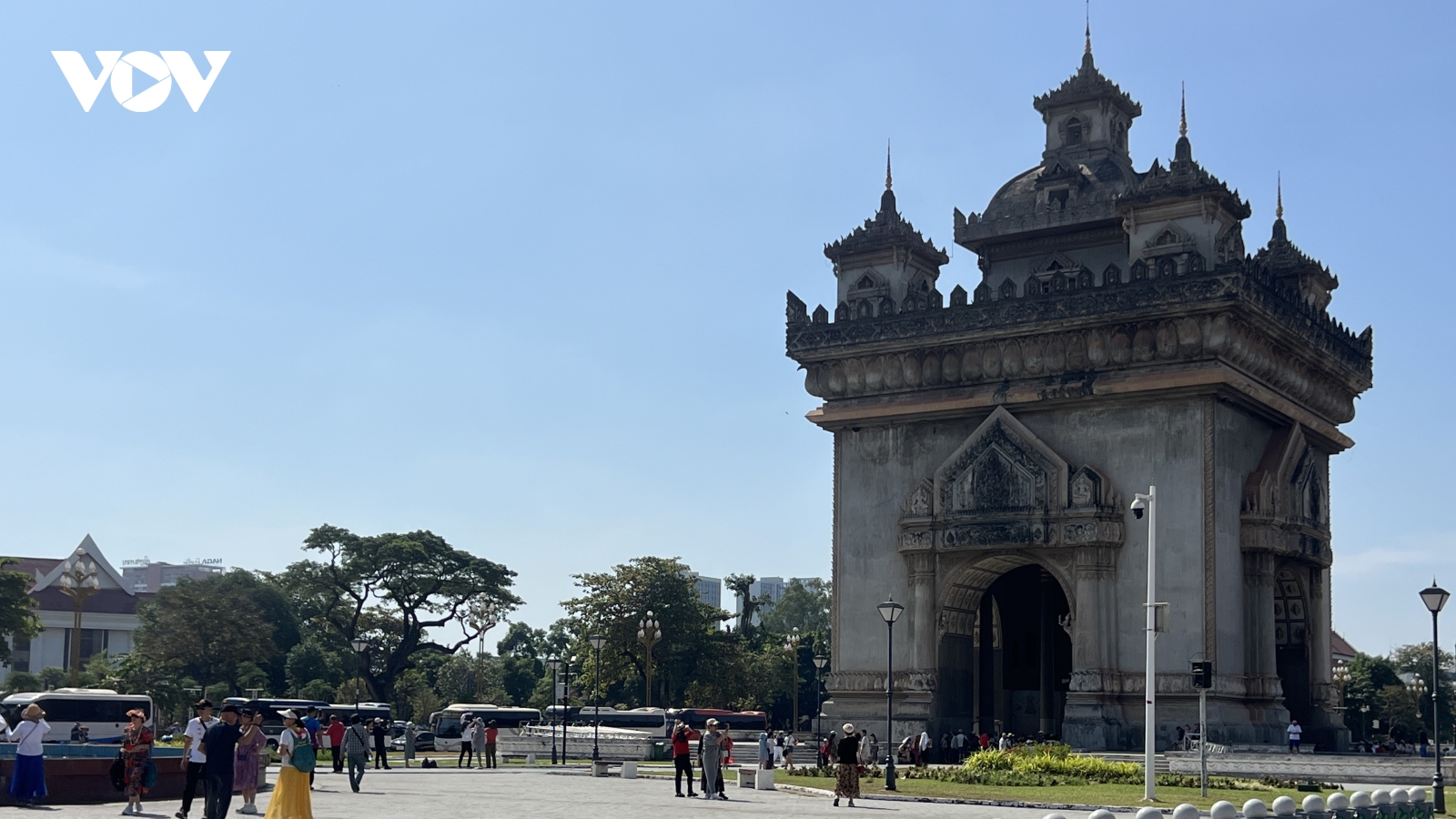 Du lịch Lào tiếp tục tăng trưởng ấn tượng