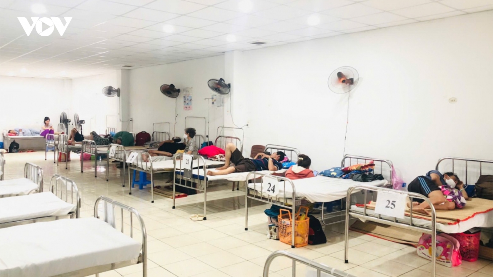 Bệnh nhân lao phổi cấp cứu tăng đột biến khiến bệnh viện quá tải