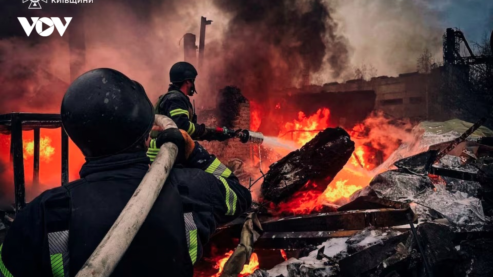 Nga tập kích dữ dội Kiev, đe dọa tấn công Đông Bắc khi Ukraine sa lầy tại Kursk