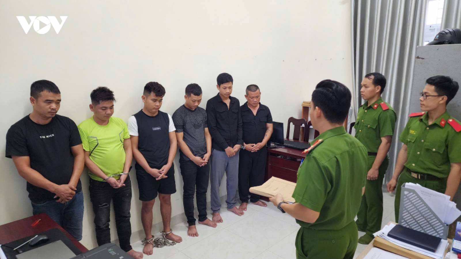 Truy nóng nhóm 9X từ Nghệ An vào Đà Nẵng lừa bán thép xây dựng